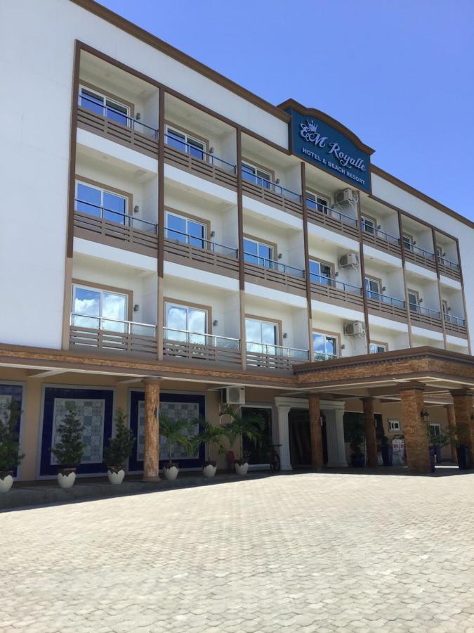 Em Royalle Hotel & Beach Resort 산 후안 외부 사진