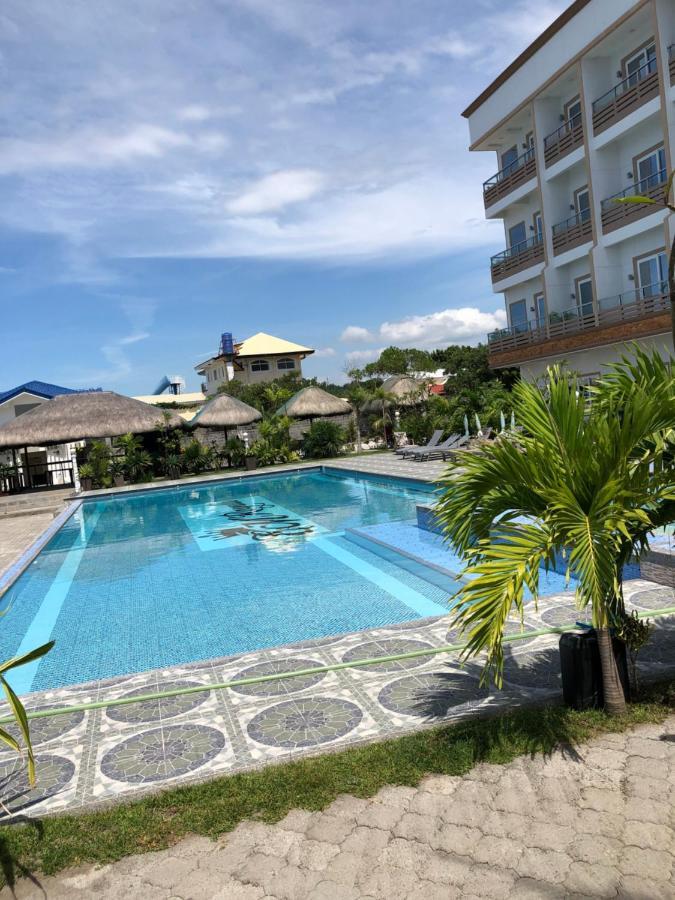 Em Royalle Hotel & Beach Resort 산 후안 외부 사진