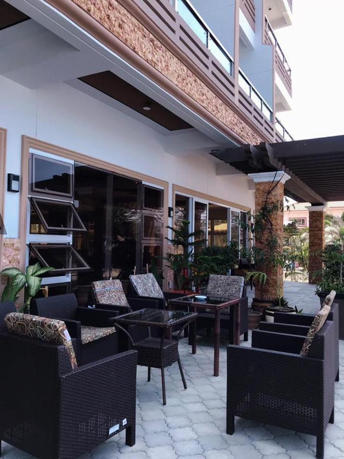Em Royalle Hotel & Beach Resort 산 후안 외부 사진