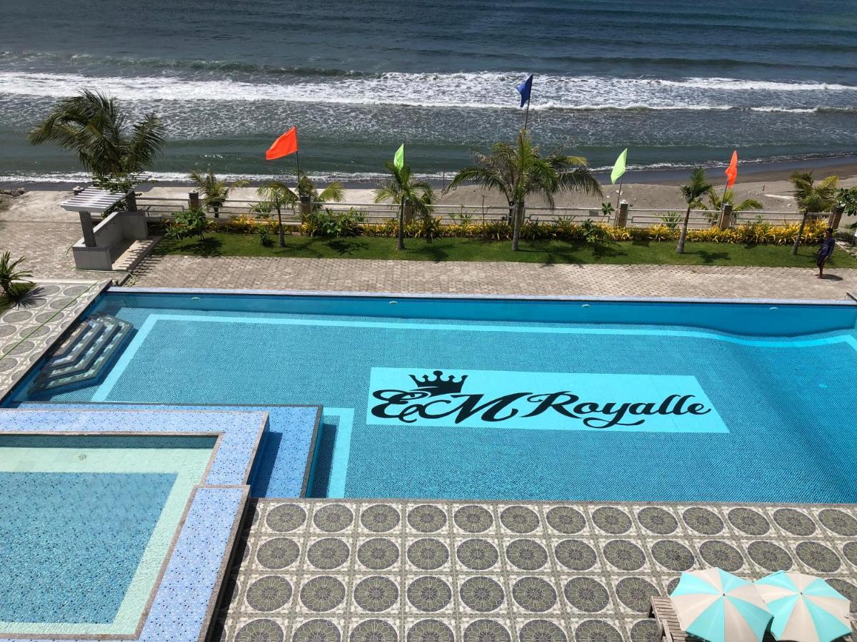 Em Royalle Hotel & Beach Resort 산 후안 외부 사진