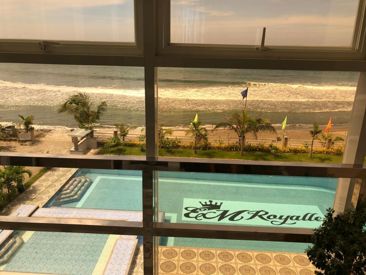 Em Royalle Hotel & Beach Resort 산 후안 외부 사진
