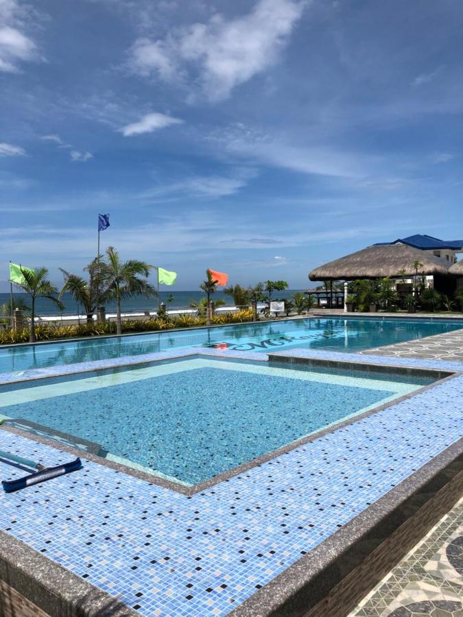 Em Royalle Hotel & Beach Resort 산 후안 외부 사진